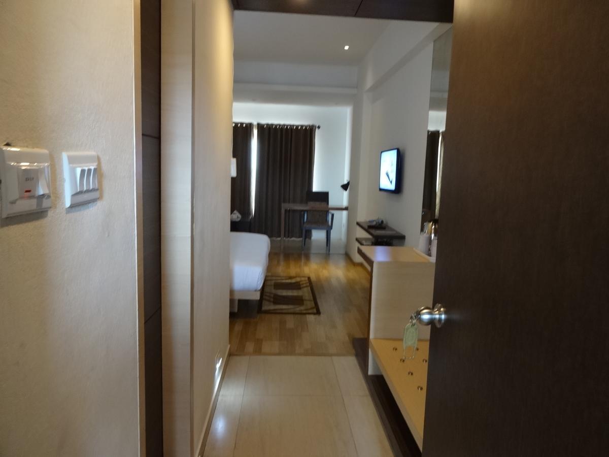 Sea Queen Hotel Кожикоде Екстер'єр фото