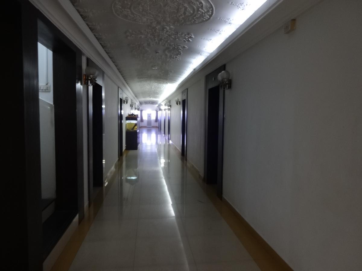 Sea Queen Hotel Кожикоде Екстер'єр фото